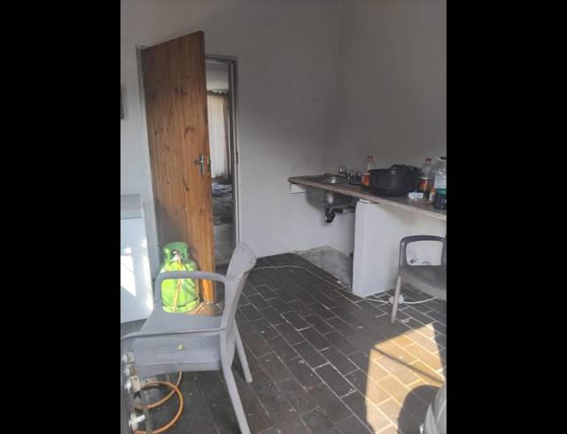 4 BEDROOM HOUSE FOR SALE IN EASTWOOD